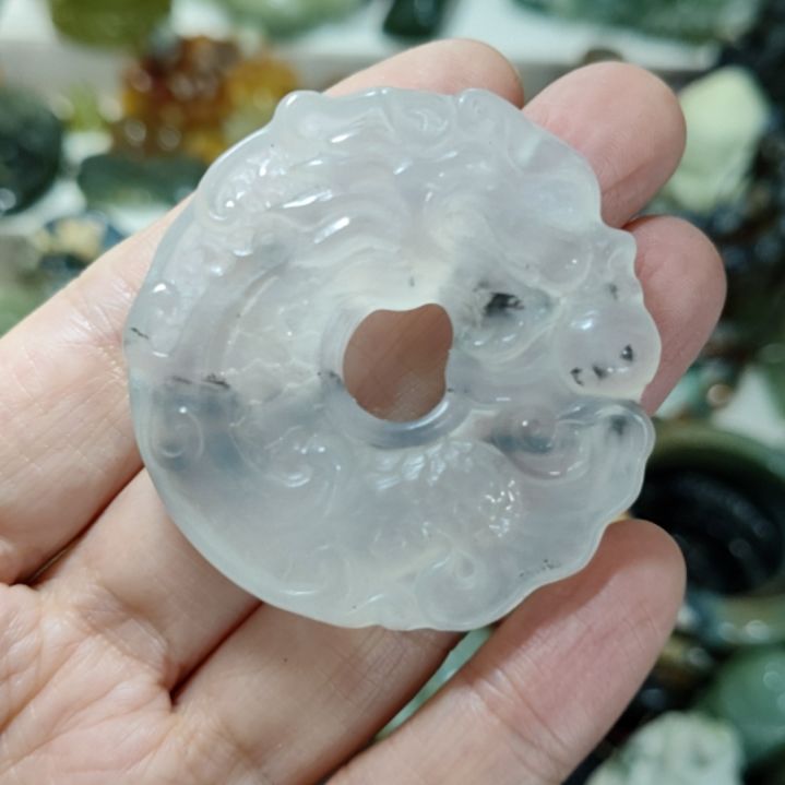 岫玉未镶嵌挂坠款式