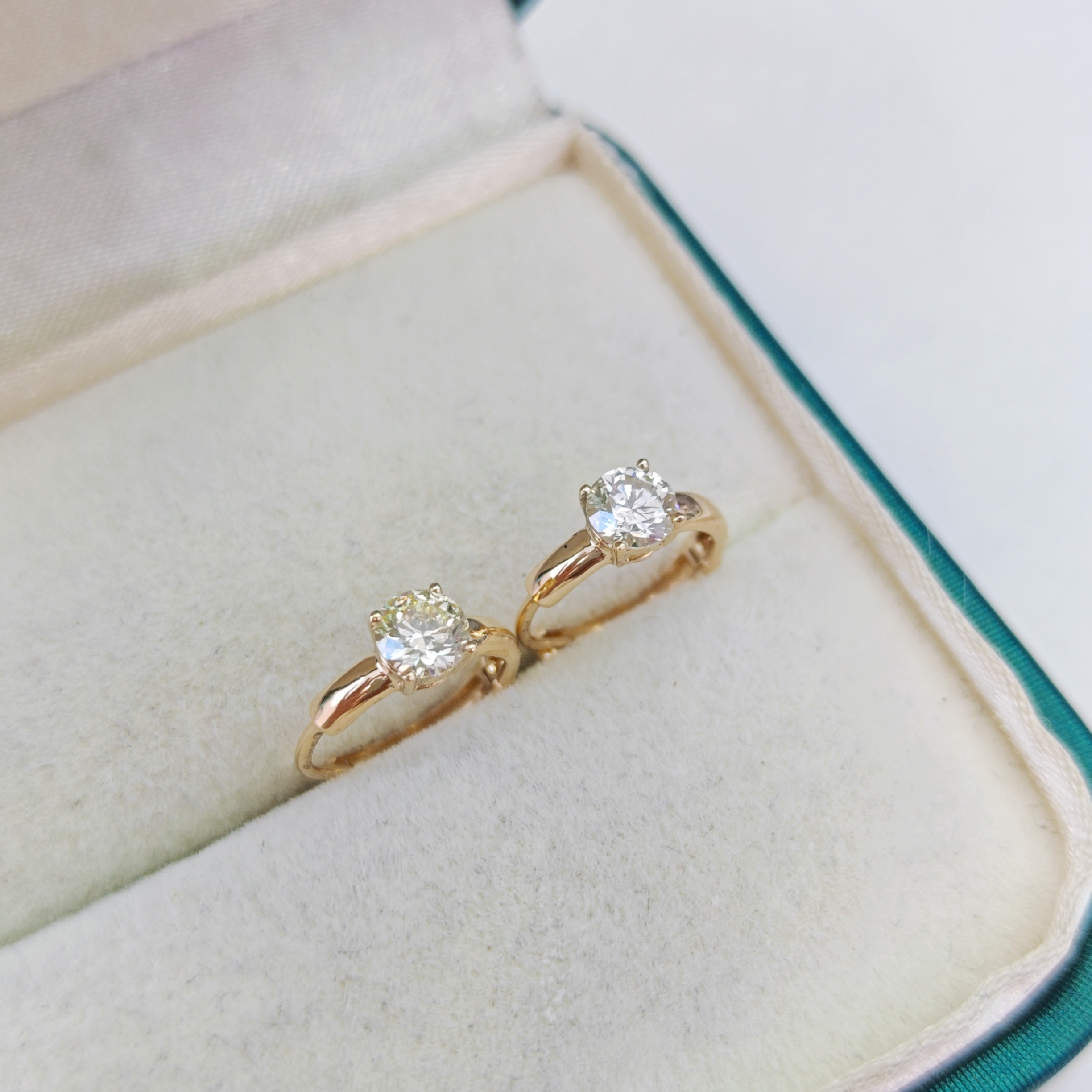 18K金天然钻石耳饰单颗独钻耳扣0.60（1.28）时尚经典黄金色