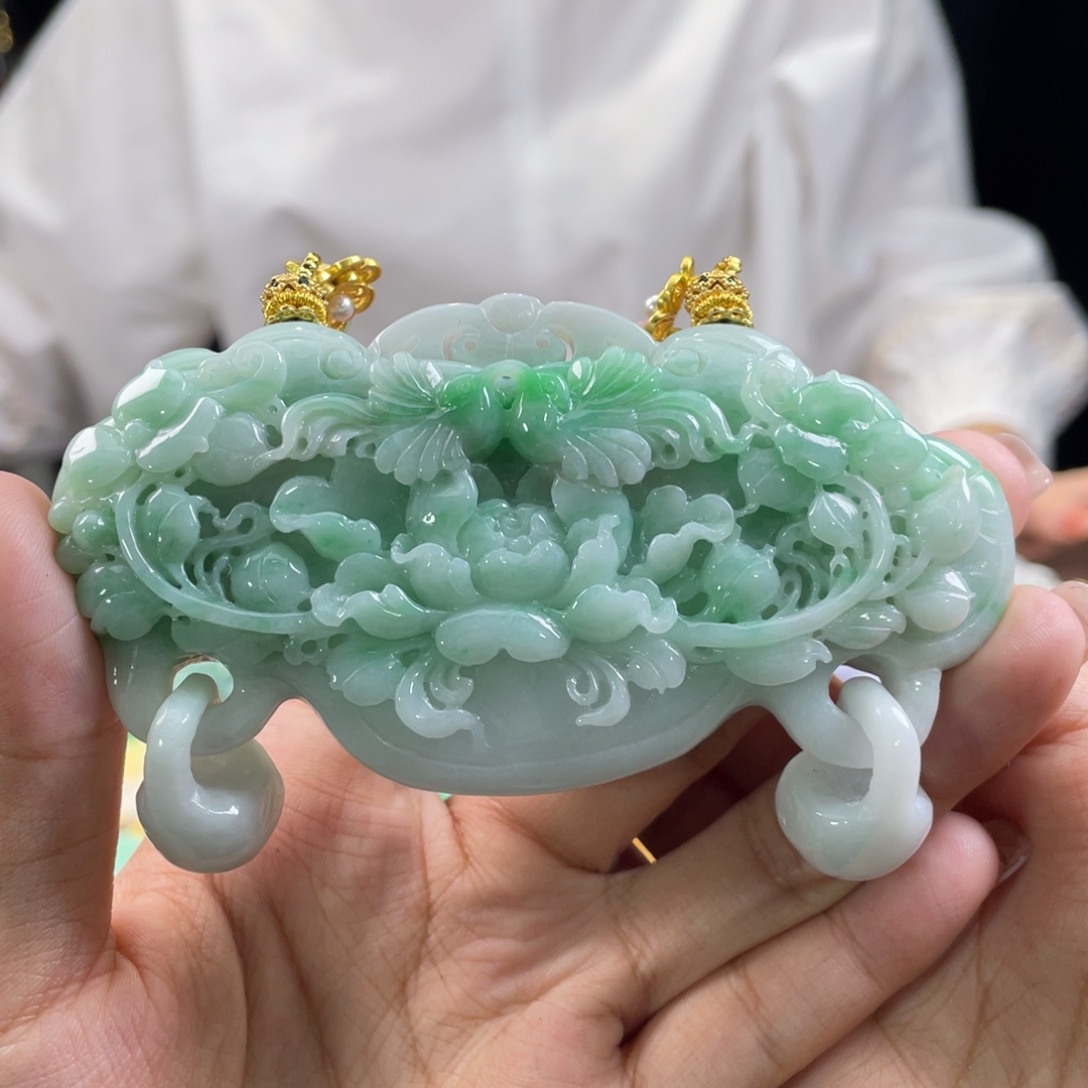 翡翠颈饰未镶嵌代编织