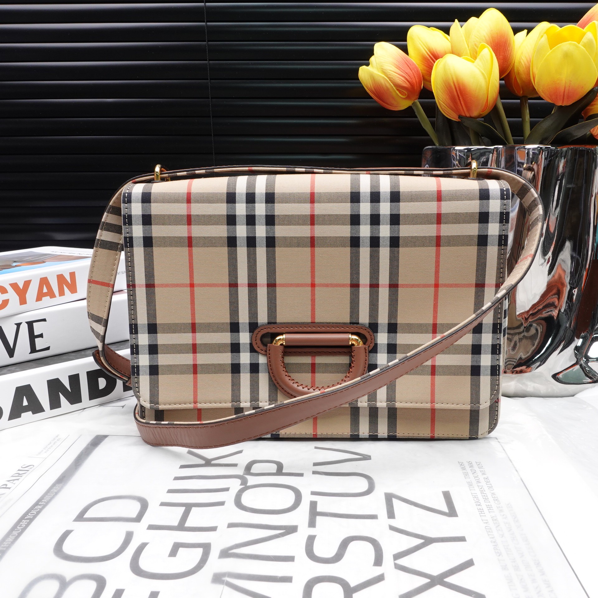 95新 BURBERRY/博柏利 单肩包T10172489