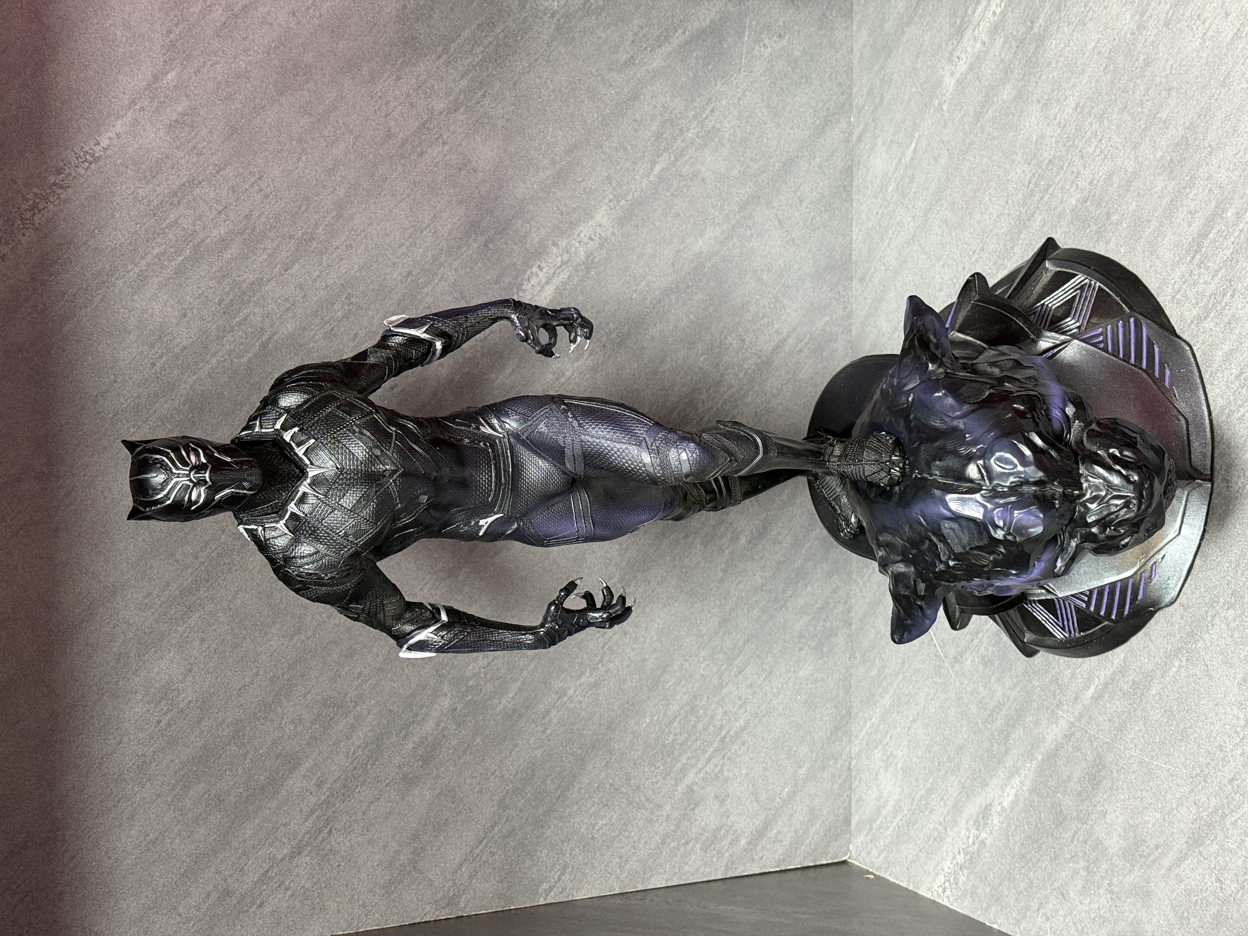 摆件 黑豹全身像带底座