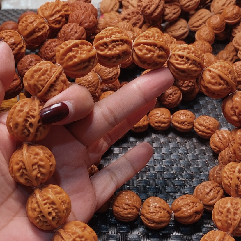 【闪购商品】文玩核桃吊坠佛*龙脊