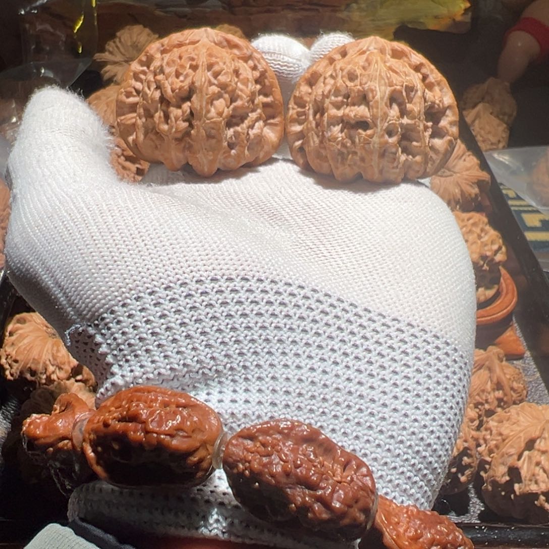 文玩核桃把件奇*三角白