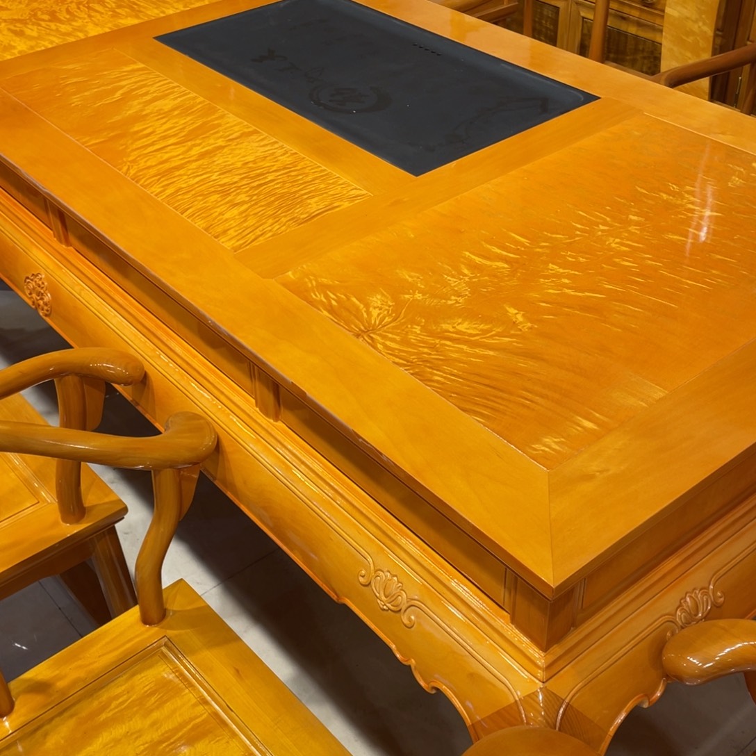 丁***业楠木金丝楠家具8件套茶桌