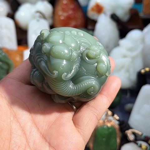 和田玉（碧玉）未镶嵌挂件