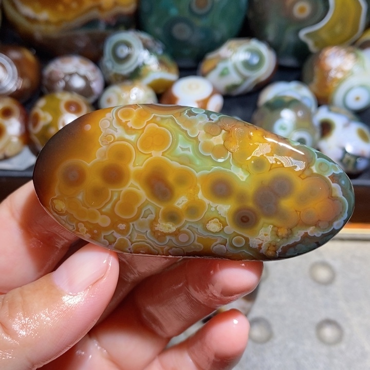 未镶嵌玛瑙/玉髓珠宝半成品136