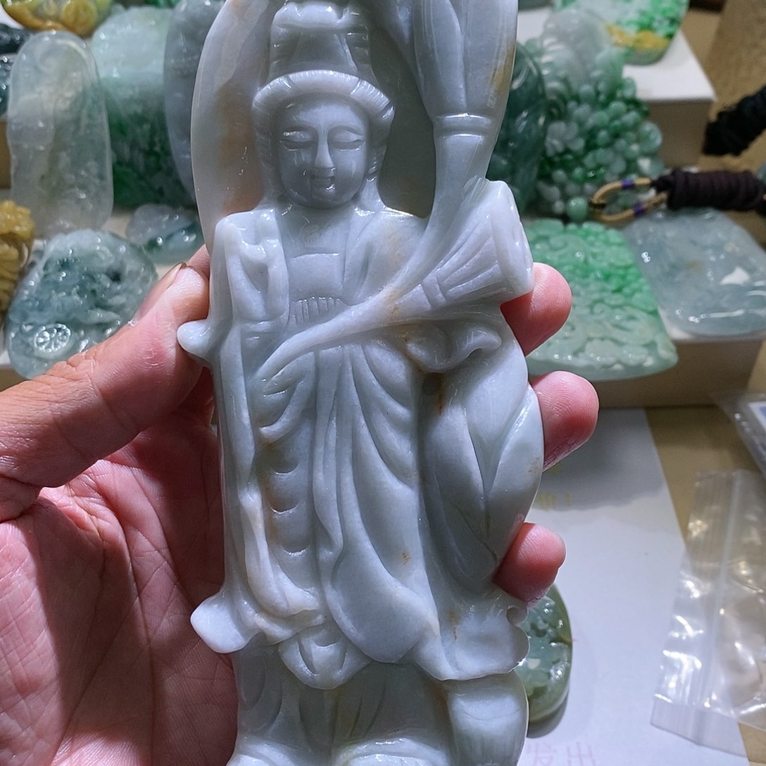 【闪购商品】翡翠颈饰未镶嵌111111111111111