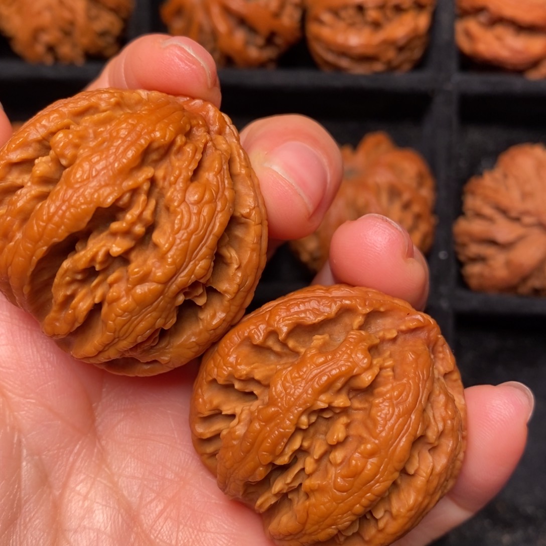 文玩核桃把件秦岭核桃