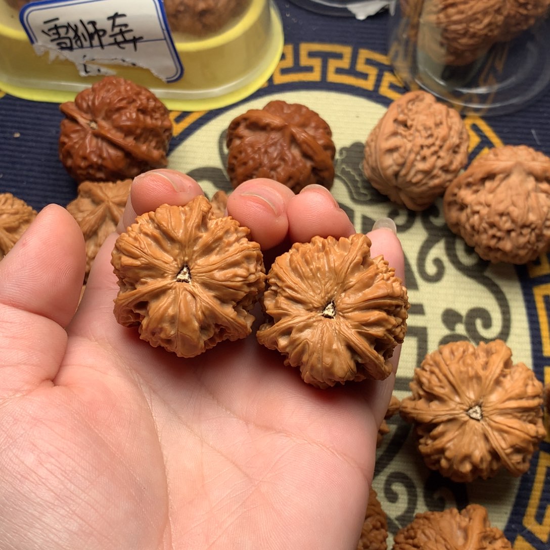 文玩核桃吊坠陌***路文山35