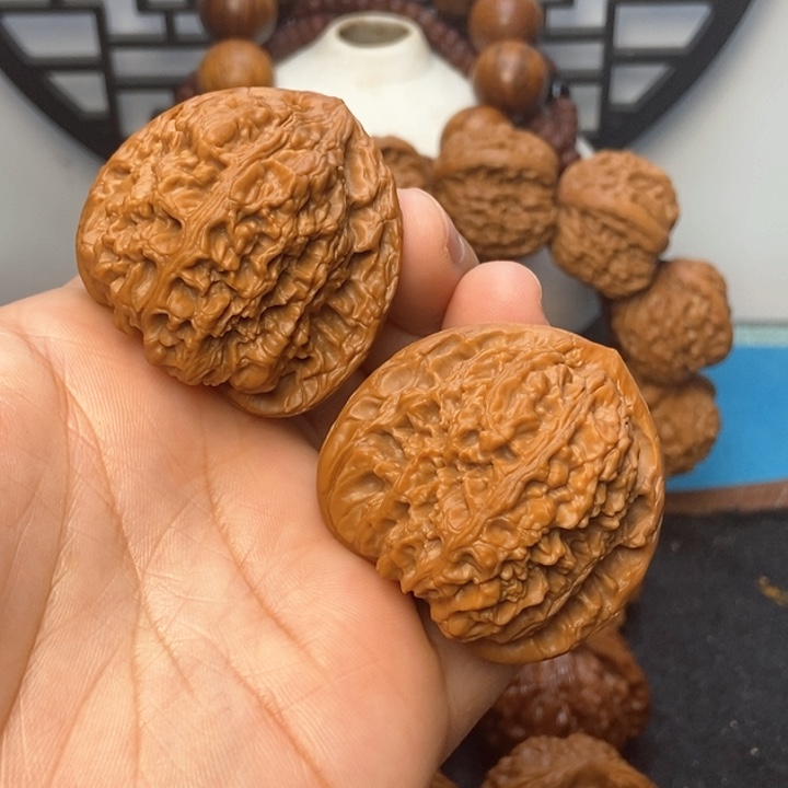 文玩核桃把件三角疆