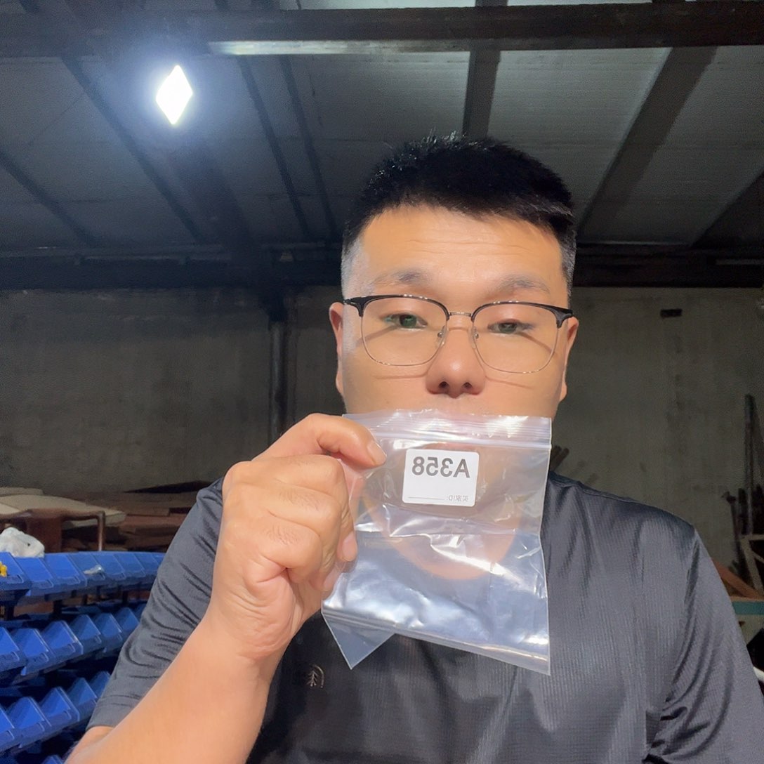 合成金属石英石老****儿358