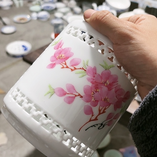 盘手绘笔筒一个陶瓷陶瓷