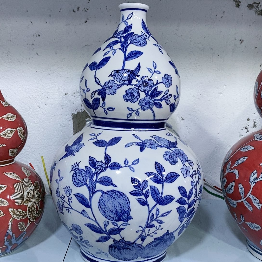 【闪购商品】摆件葫芦瓷器……………………………………