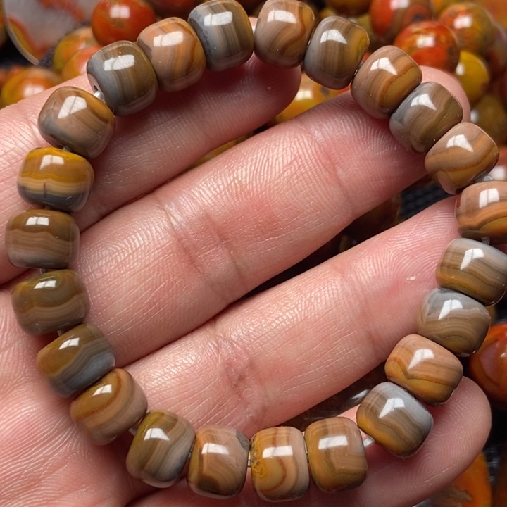 玛瑙/玉髓手串未镶嵌
