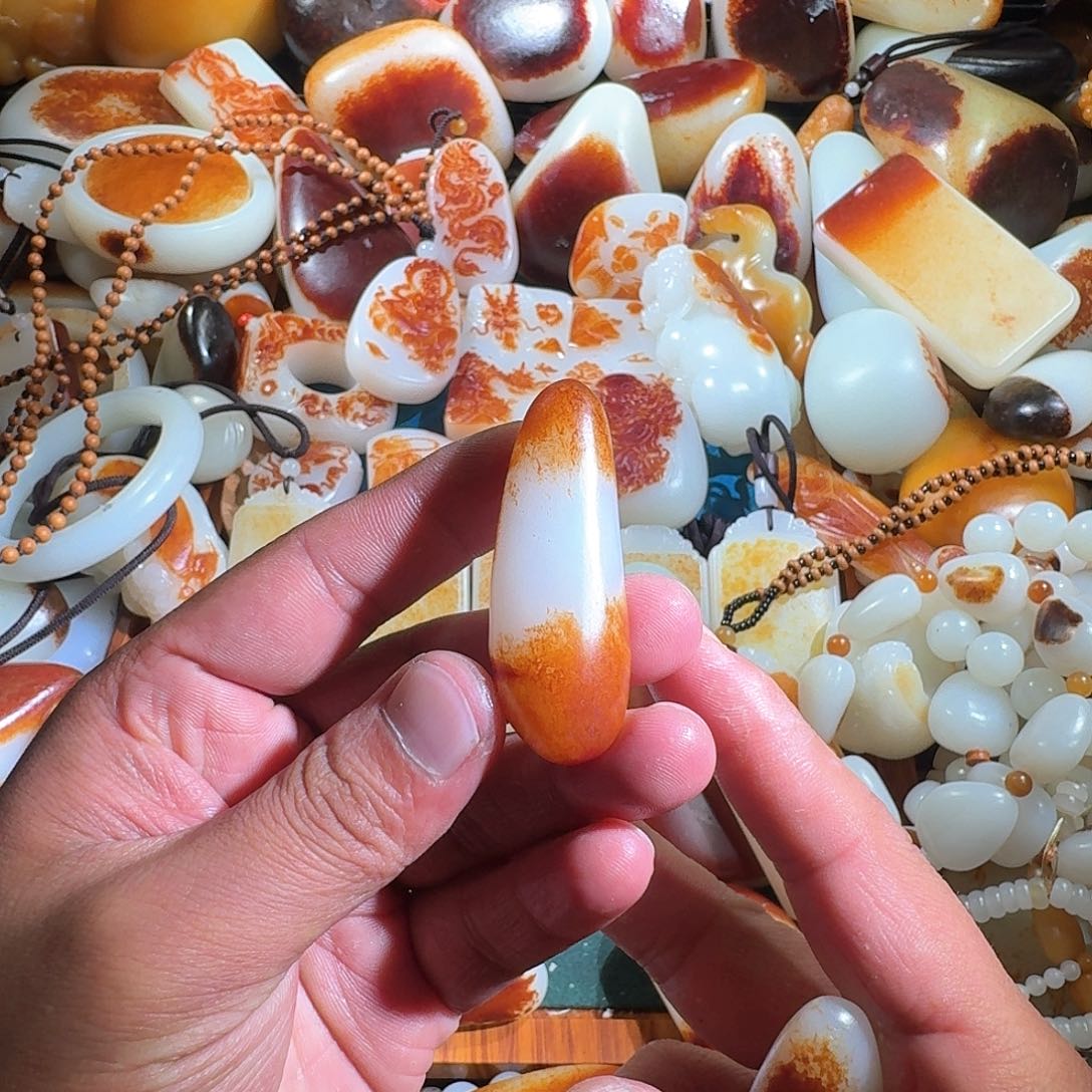 和田玉挂件未镶嵌