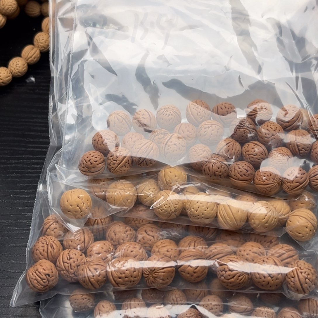 大***灯手串文玩核桃散籽发货30