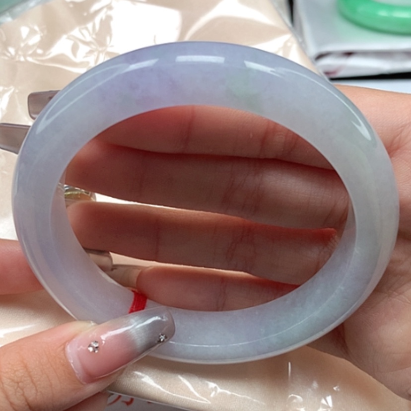 【闪购商品】翡翠手镯未镶嵌62圈冰胶春彩