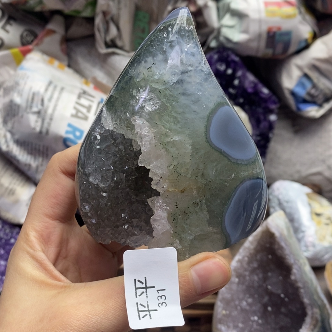 未镶嵌水晶珠宝半成品