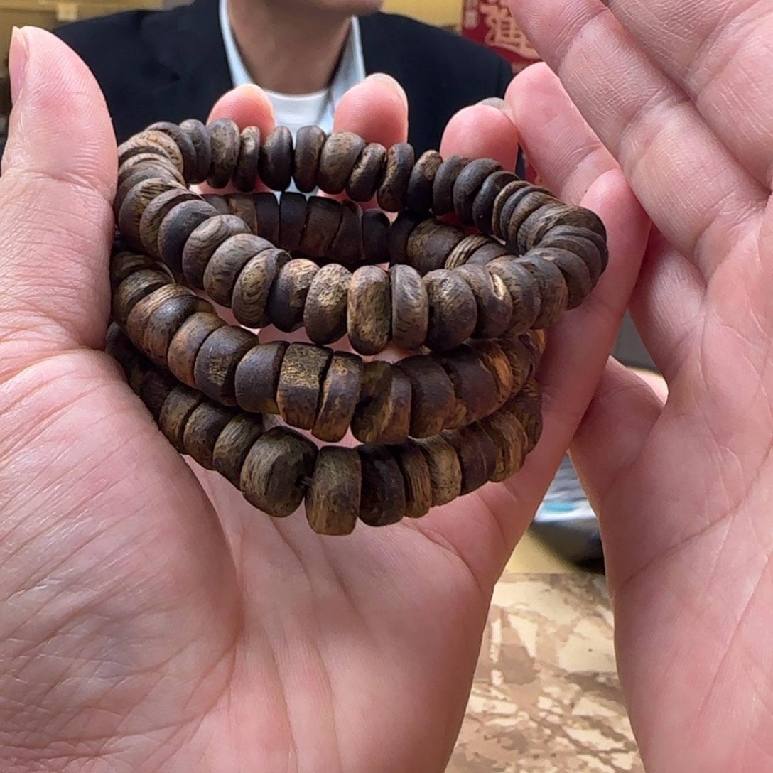 沉香手串绿棋陆河多样性发货1条11克