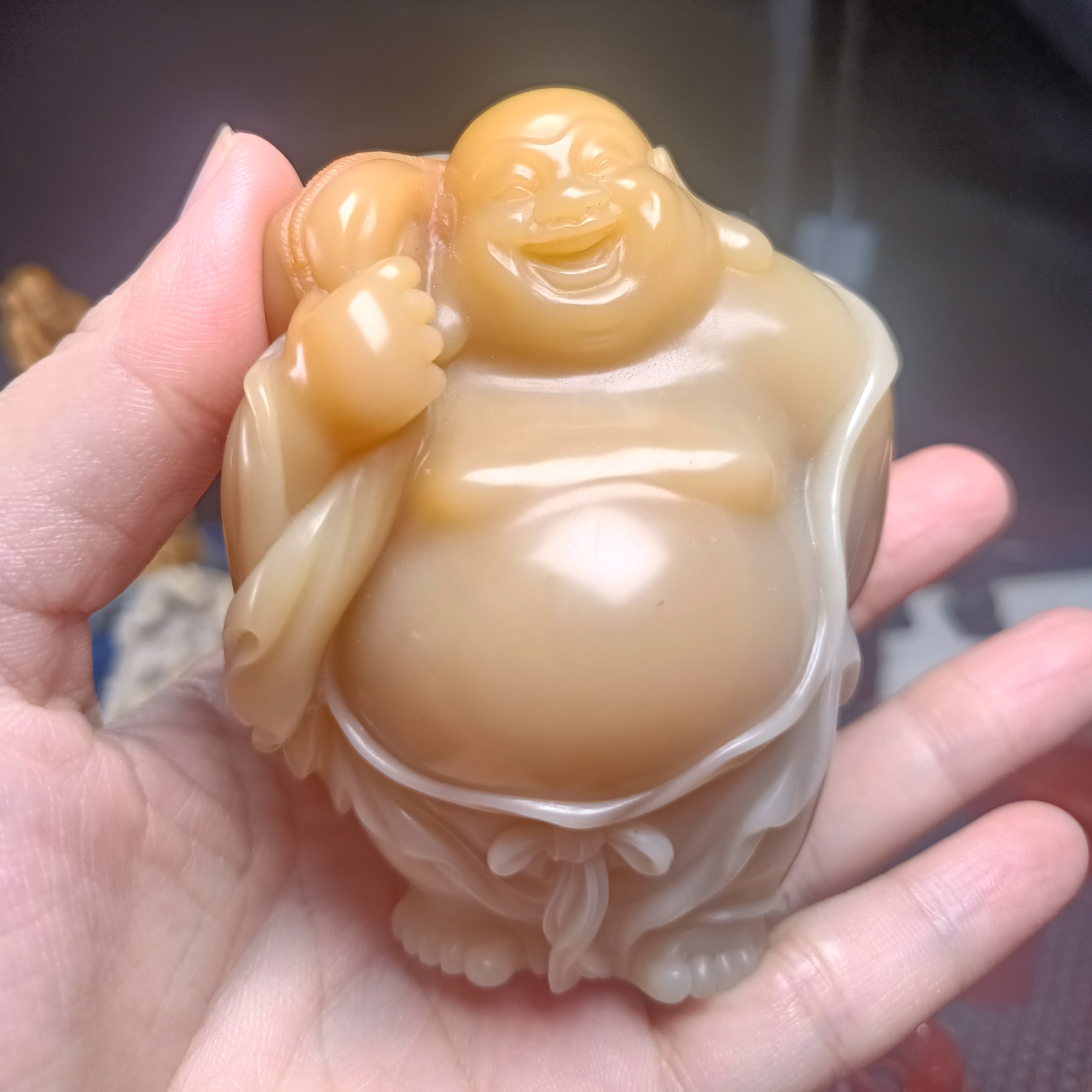 寿山石弥勒笑佛雕刻