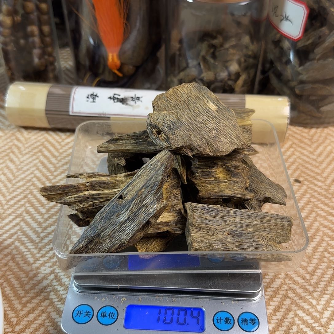 沉香沉香碎屑棋楠块料100克