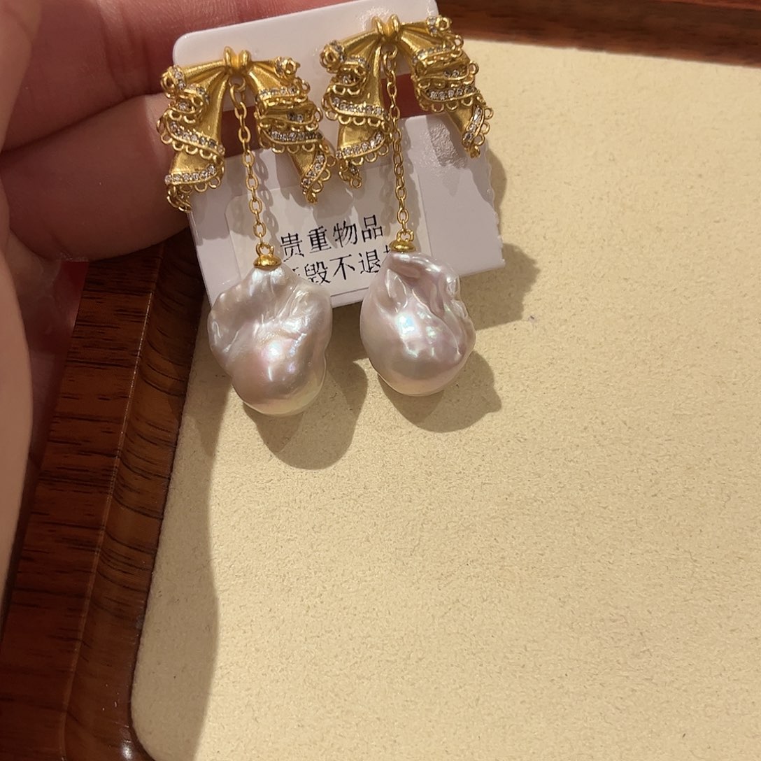 合金淡水珍珠耳饰