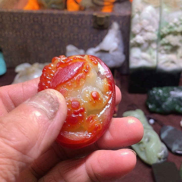 未镶嵌和田玉（糖玉）挂件