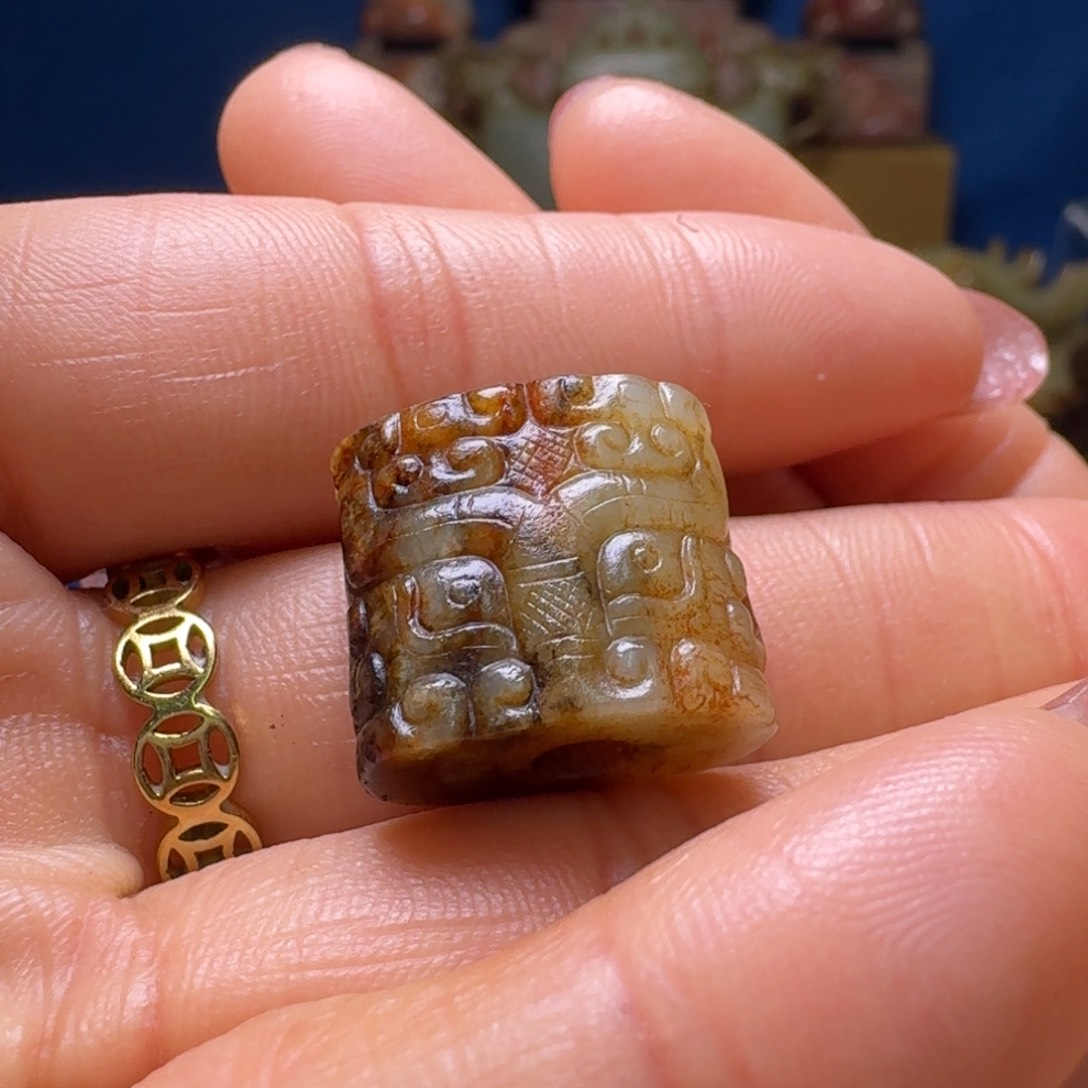 和田玉（糖玉）颈饰未镶嵌