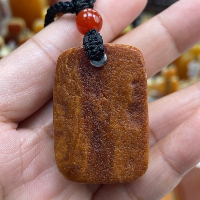 【闪购商品】琥珀颈饰未镶嵌