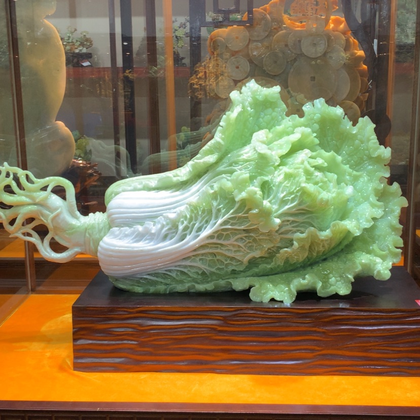 【闪购商品】蛇纹石玉未镶嵌摆件覆膜