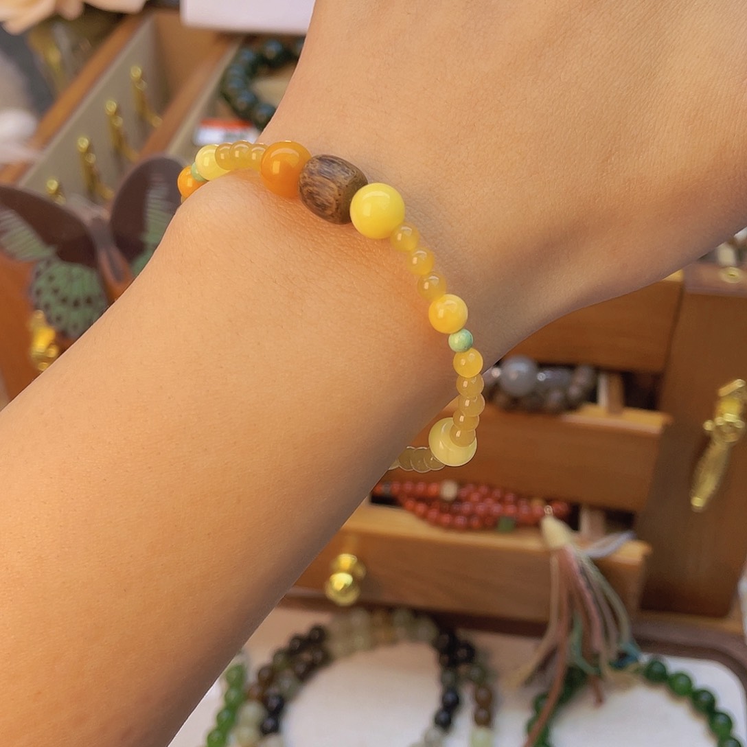 未镶嵌和田玉手链