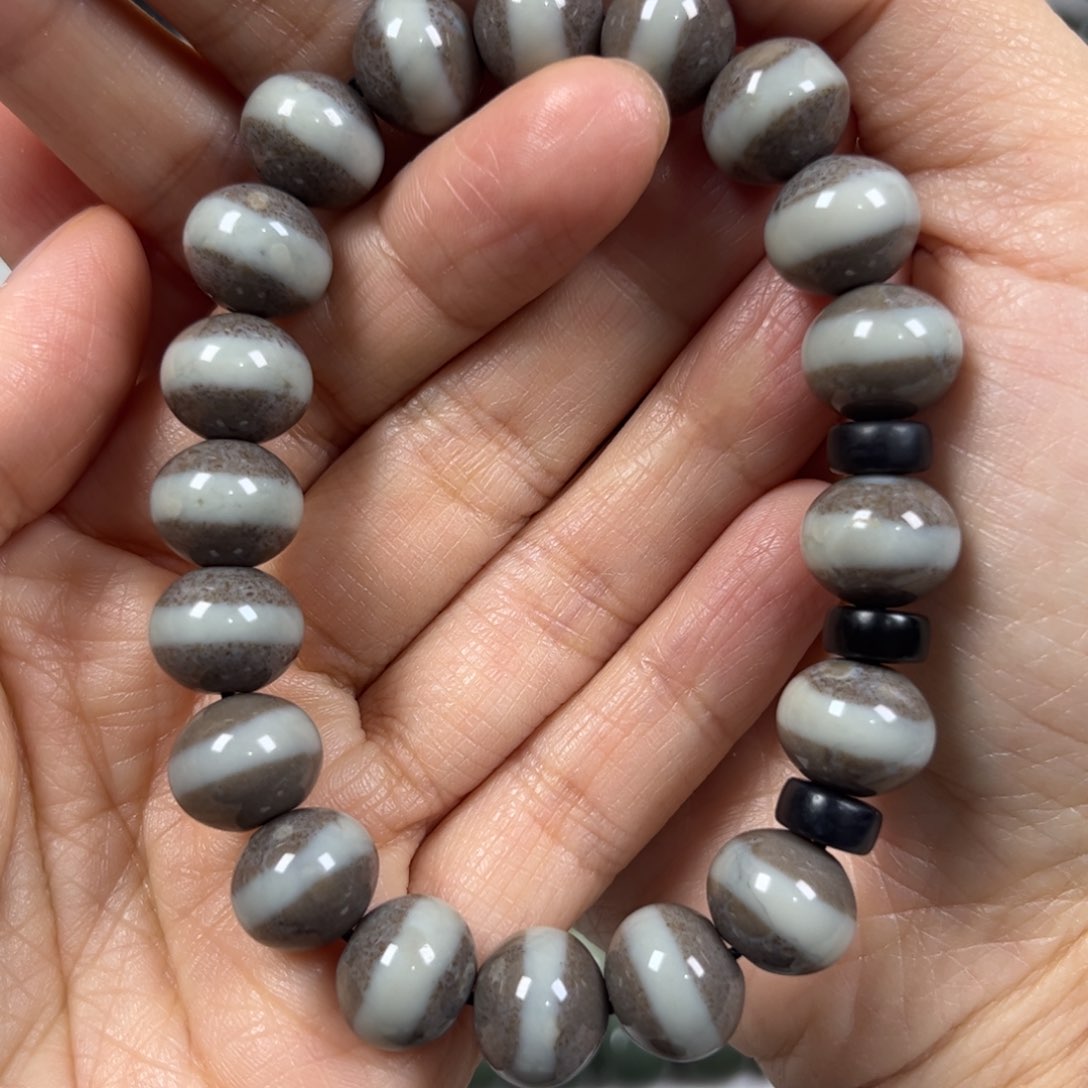 和田玉手链未镶嵌卡12