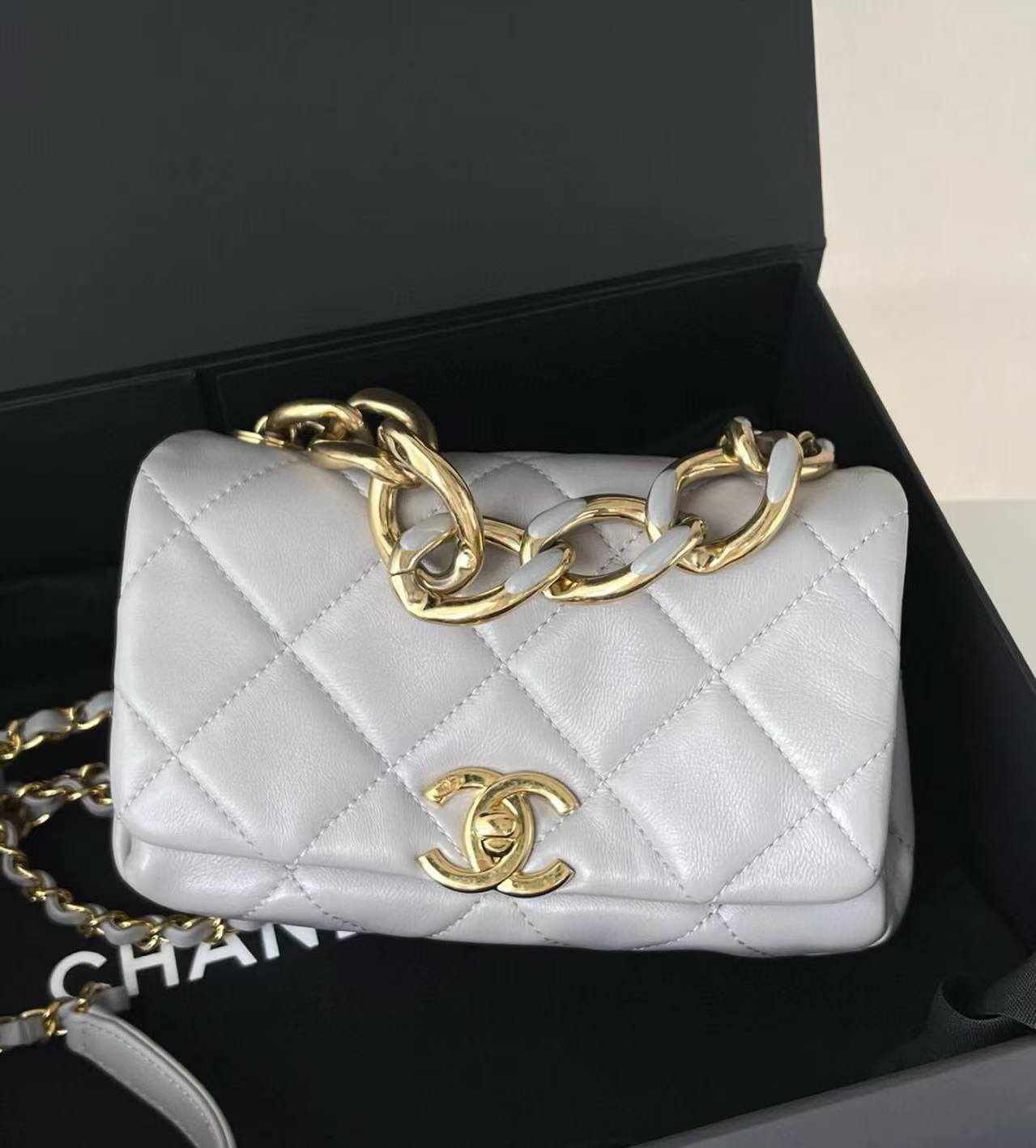 95新 Chanel/香奈儿 98新 奢总管/手提风琴包/芯片