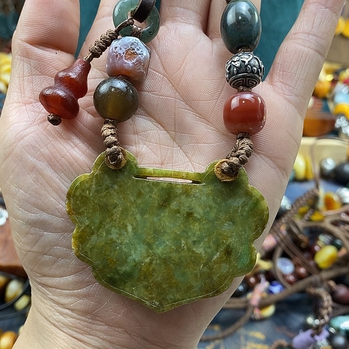 翡翠未镶嵌项链项链