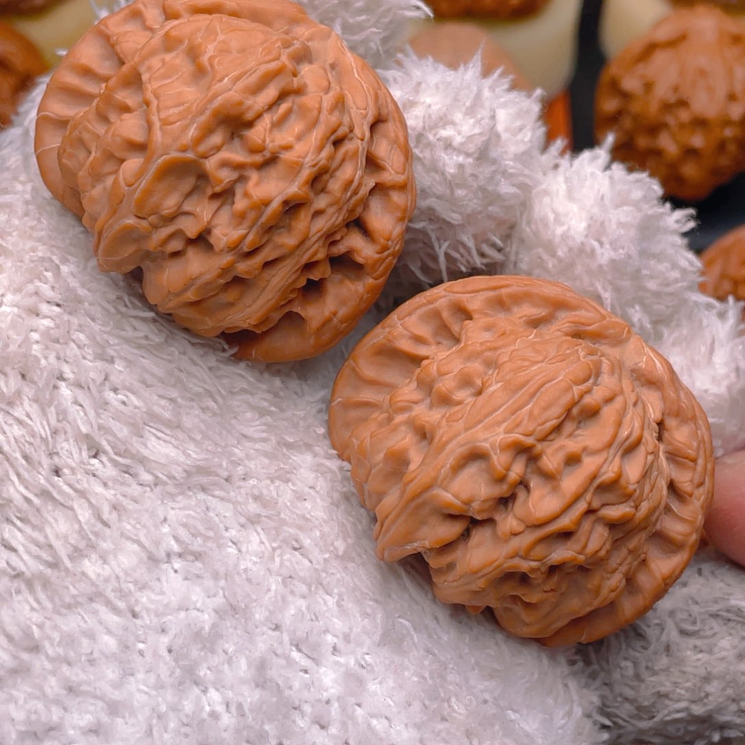 文玩核桃把件44白狮子