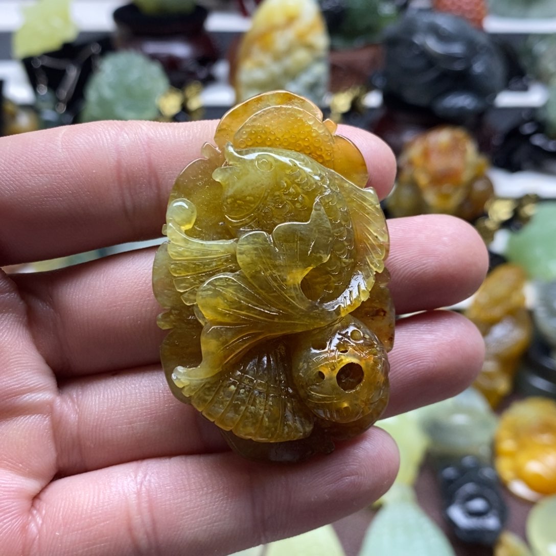 岫玉锦鲤吊坠未镶嵌