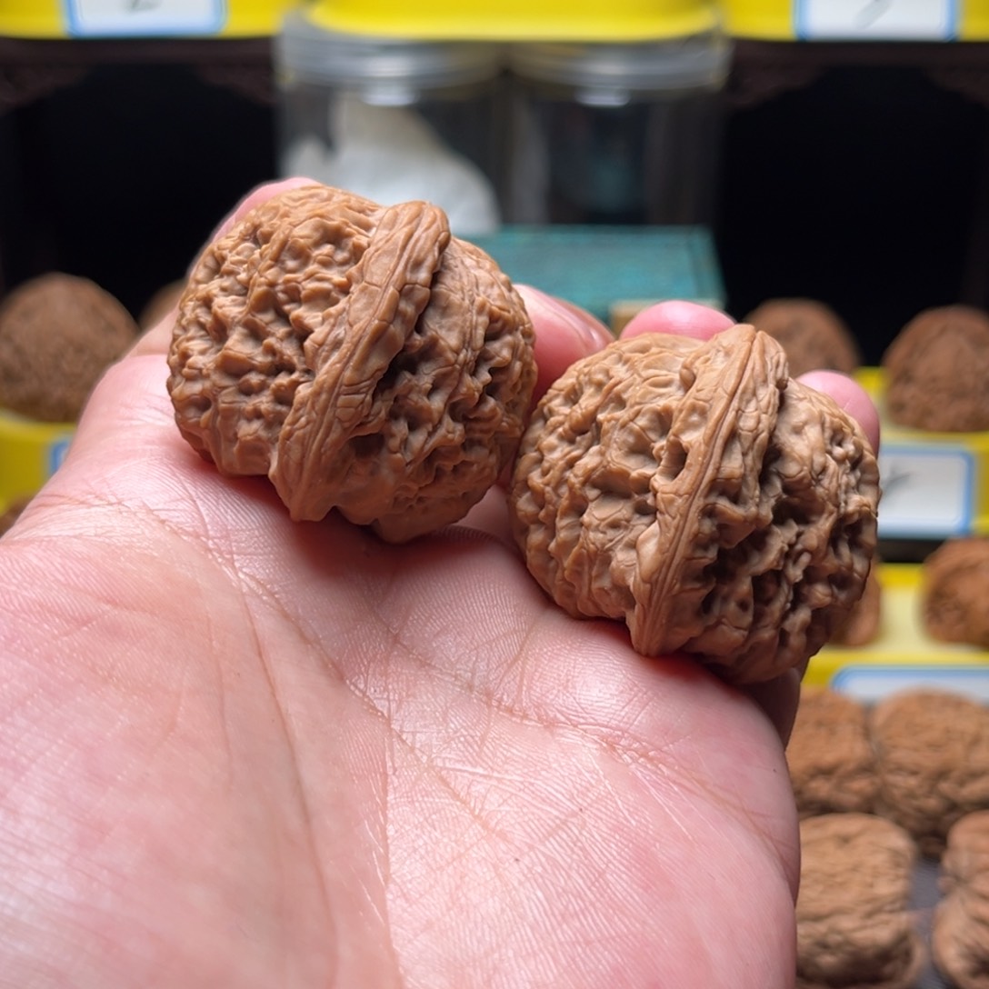 把件文玩核桃跑*快粗棱球疆