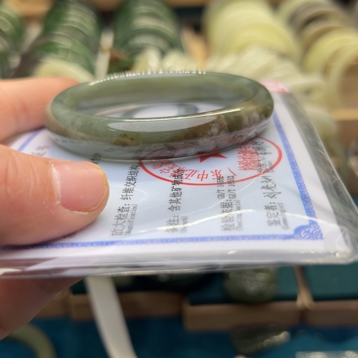 和田玉手镯未镶嵌58圈围10139