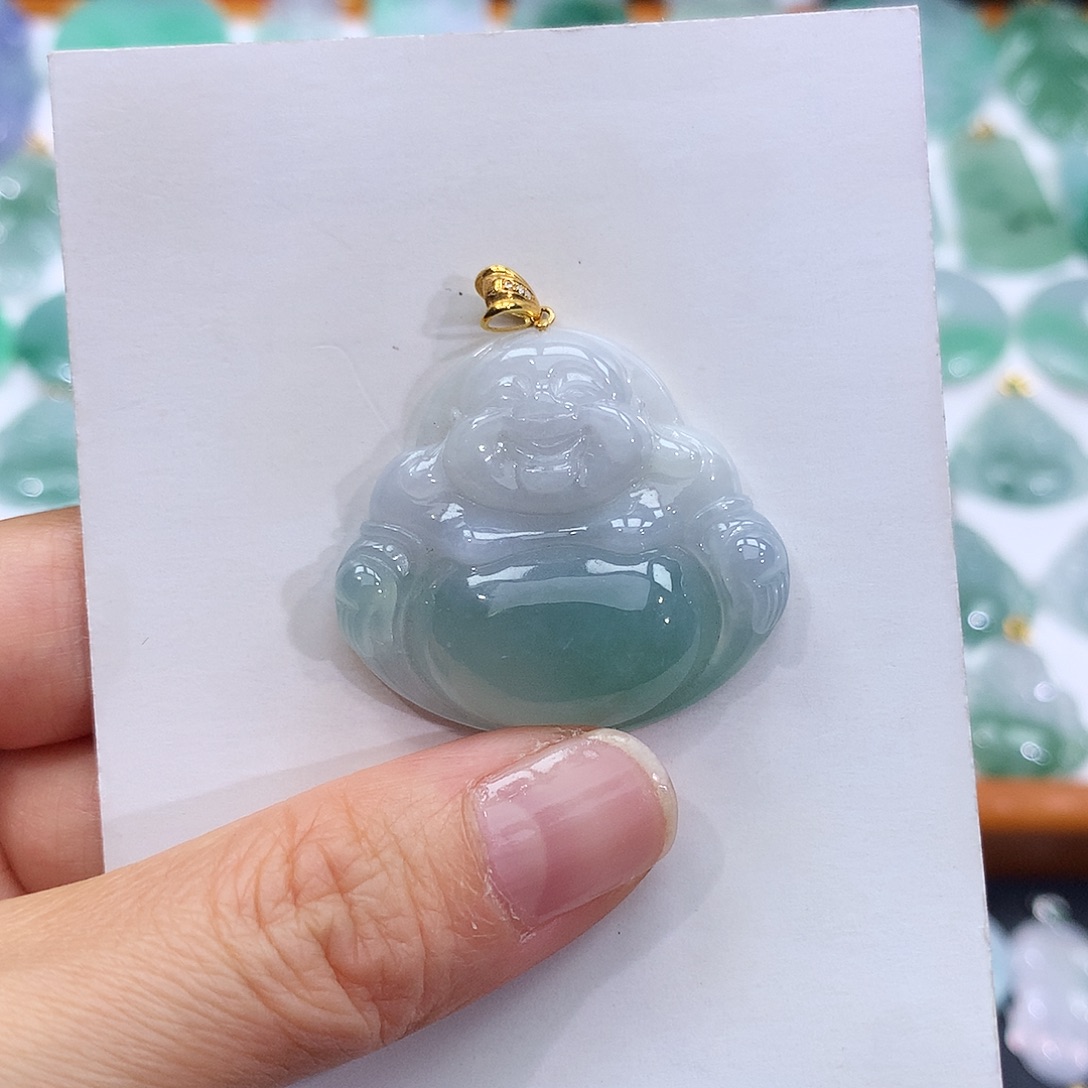 翡翠18K金镶嵌颈饰翡翠吊坠