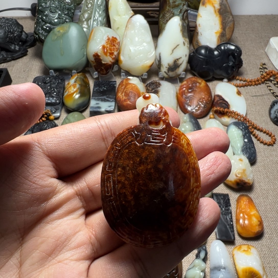 和田玉未镶嵌挂件龙龟