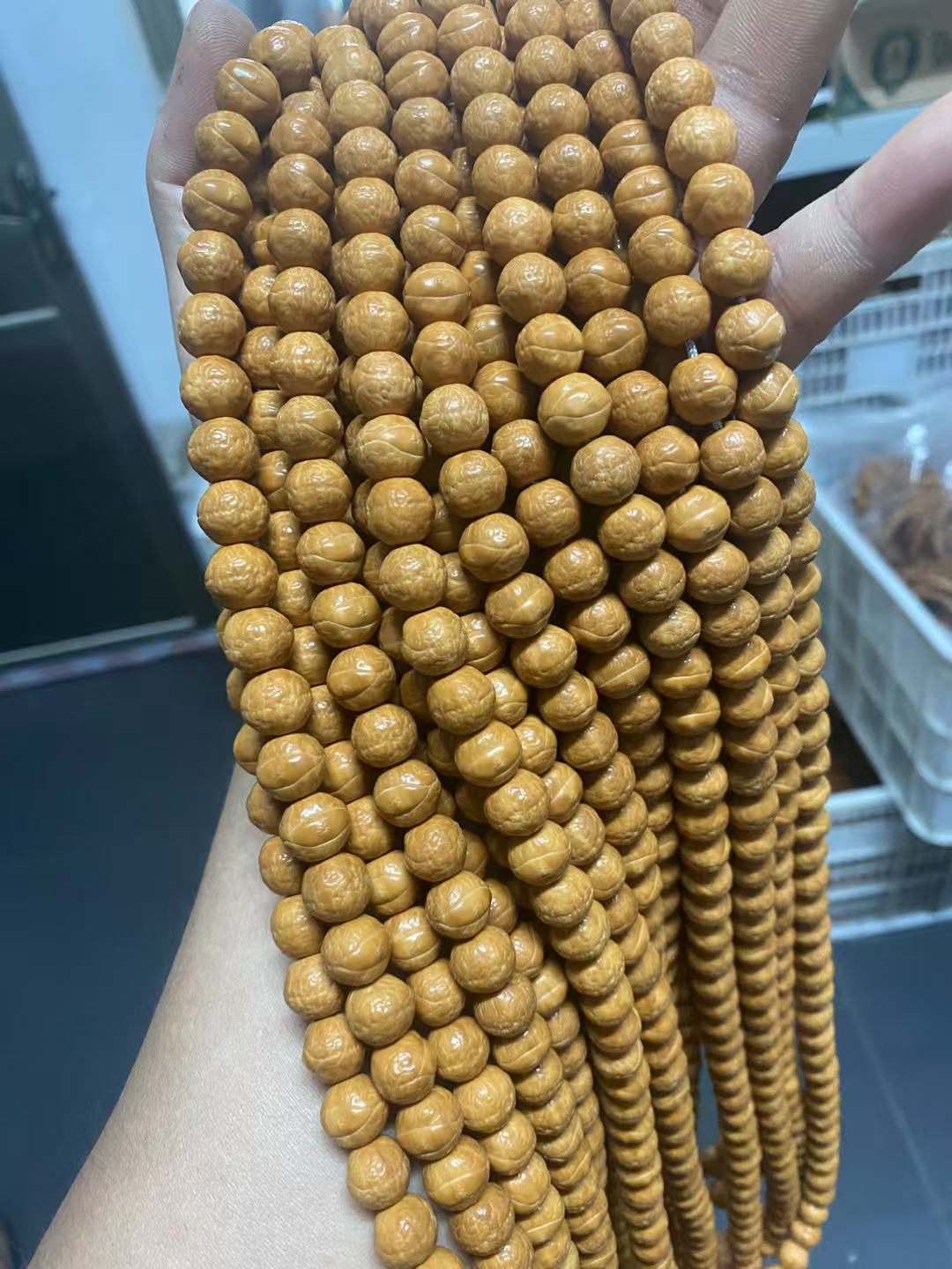 猴头精雕凤眼脖挂多圈手串10mm