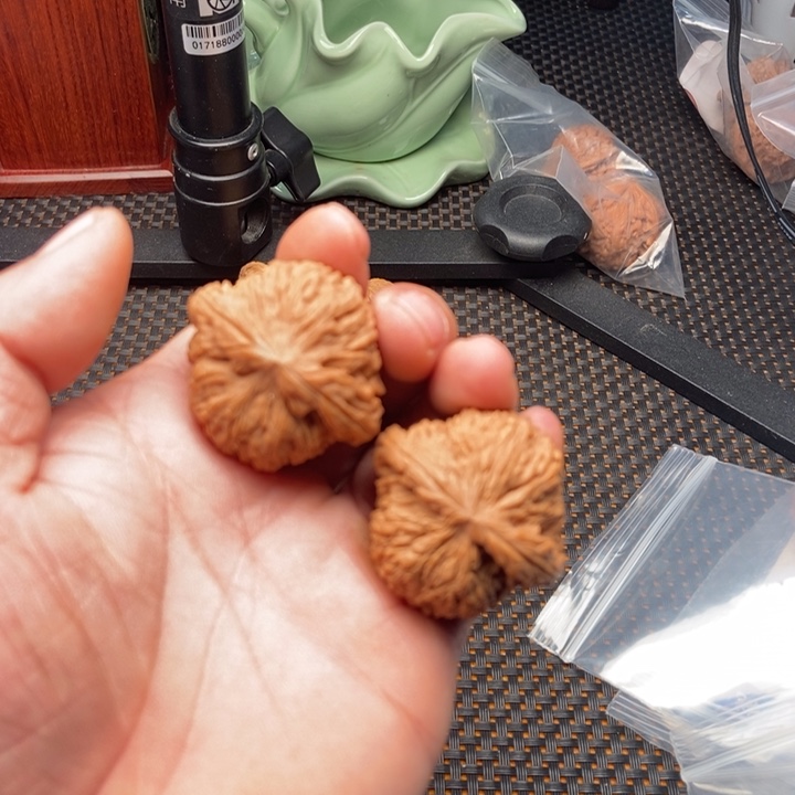 文玩核桃吊坠41南疆10