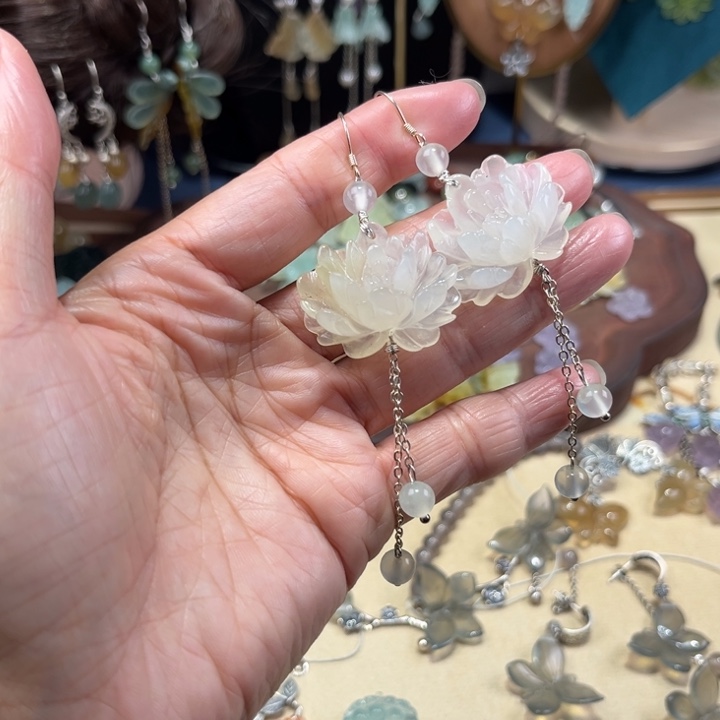 银S925镶嵌蛇纹石玉耳饰