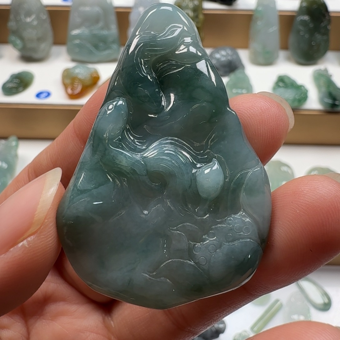 翡翠未镶嵌颈饰翡翠