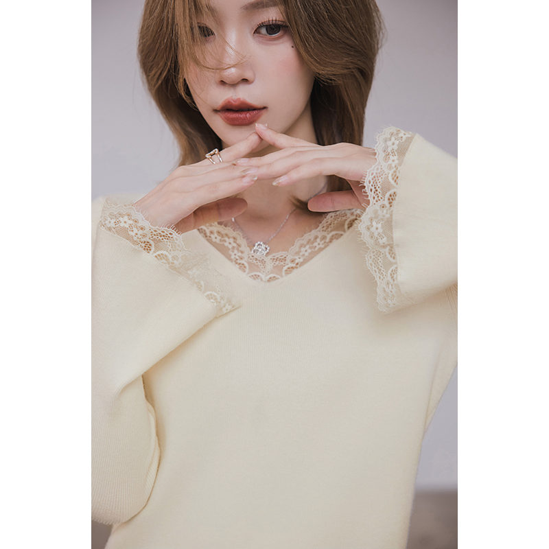 小谷粒包芯纱面料 修身 拼接蕾丝 v领 喇叭袖