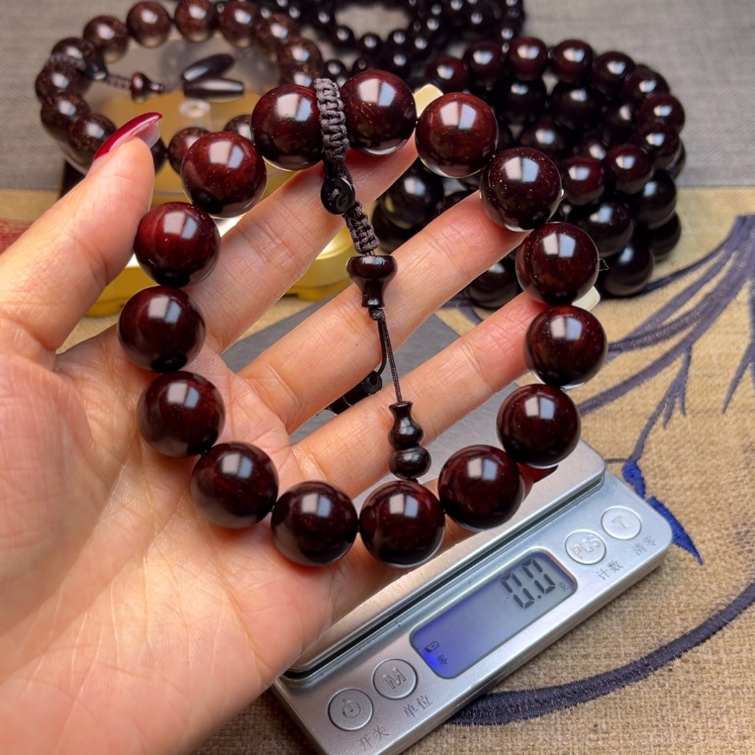 檀香紫檀（小叶紫檀）1.5 15颗