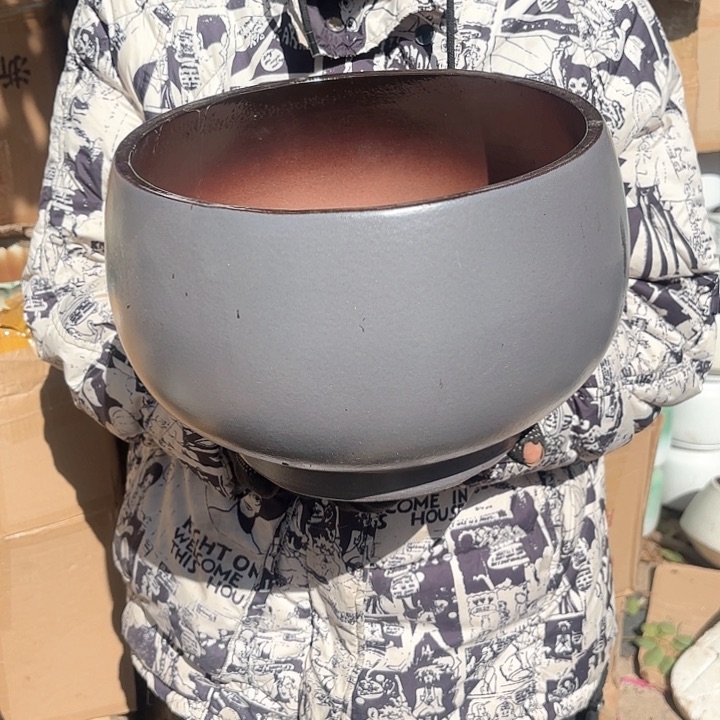 红陶微瑕灰口径26高度19