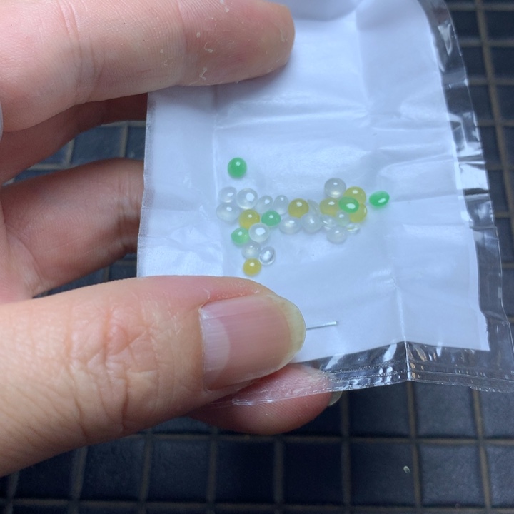 定制翡翠未镶嵌27颗