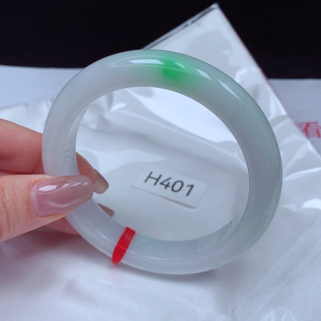 翡翠手镯未镶嵌长****妞手镯61