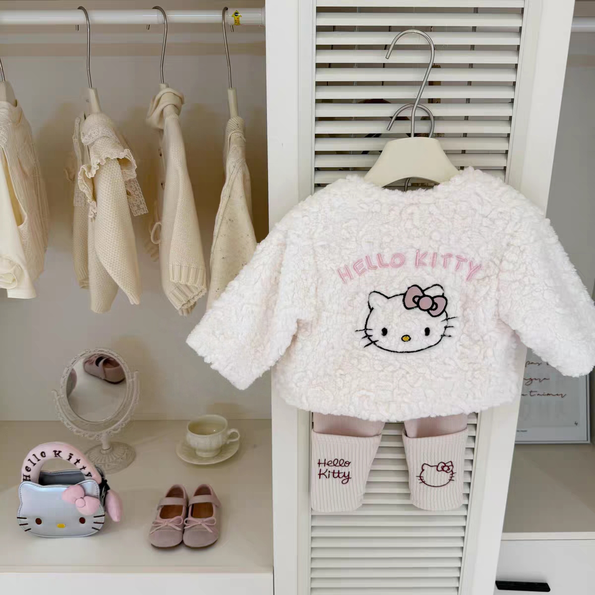 小丸子  56264女童冬季可爱外套加绒打底裤卡通外出服甜美套装